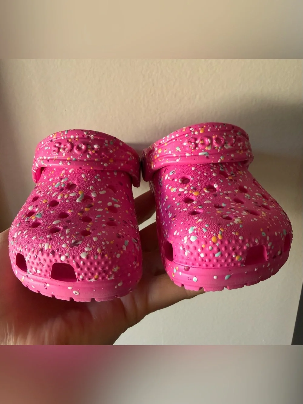 Kids Pink Speckled CROCS - Size 6